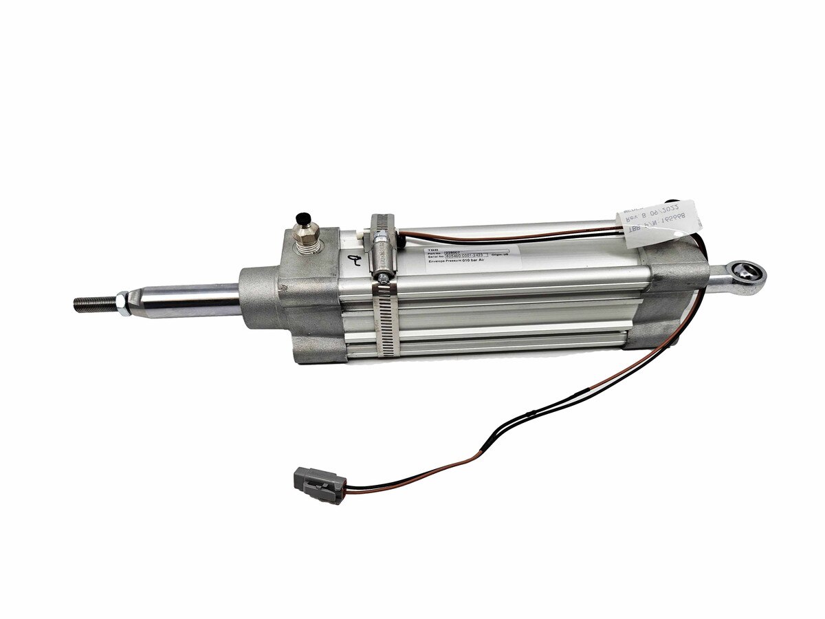 silver door cylinder front view
